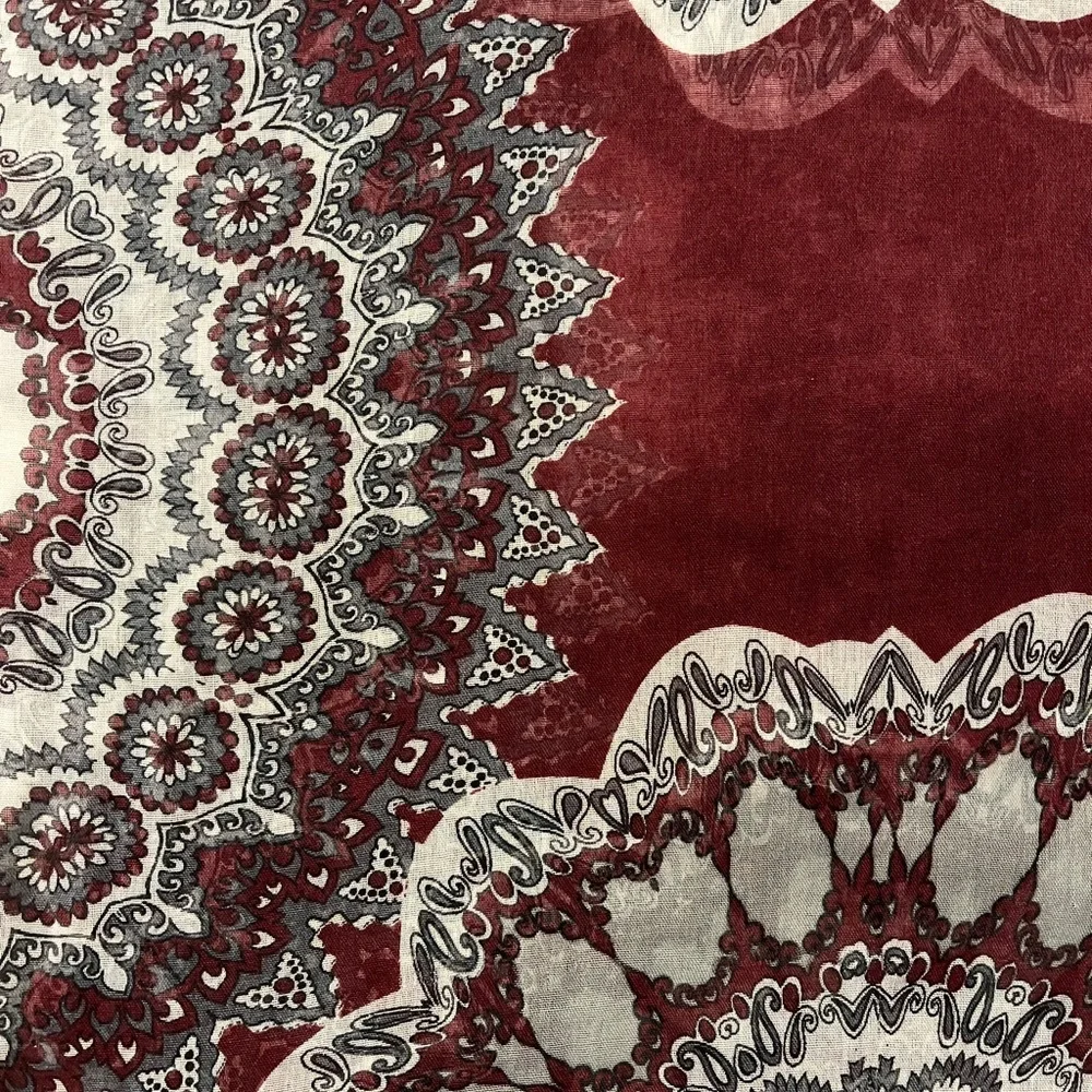 Scarf - Picture 4 of 8